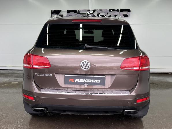 Volkswagen Touareg II с пробегом 2011 года, цена 2 199 000 рублей, 147252 км, внедорожник, Автокод Объявления
