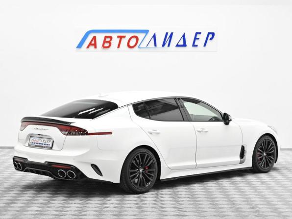 Kia Stinger I с пробегом 2019 года, цена 1 629 000 рублей, 73256 км, лифтбек, Автокод Объявления