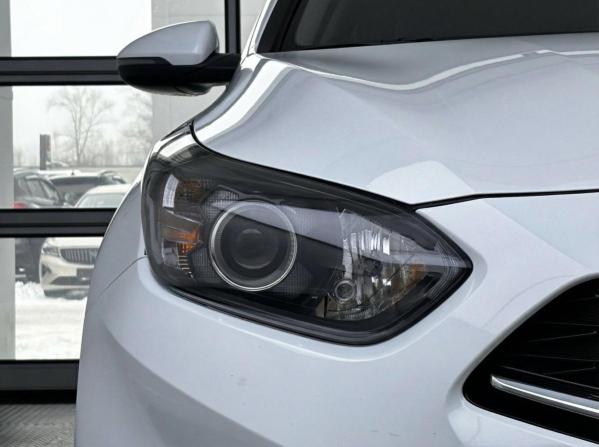 Kia Ceed III Рестайлинг с пробегом 2022 года, цена 2 039 000 рублей, 72051 км, хэтчбек, Автокод Объявления
