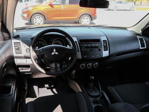 Mitsubishi Outlander II Рестайлинг с пробегом 2011 года, цена 1 150 000 рублей, 217501 км, внедорожник, Автокод Объявления