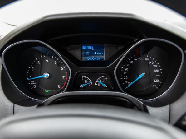 Ford Focus III Рестайлинг с пробегом 2016 года, цена 1 198 000 рублей, 120223 км, хэтчбек, Автокод Объявления