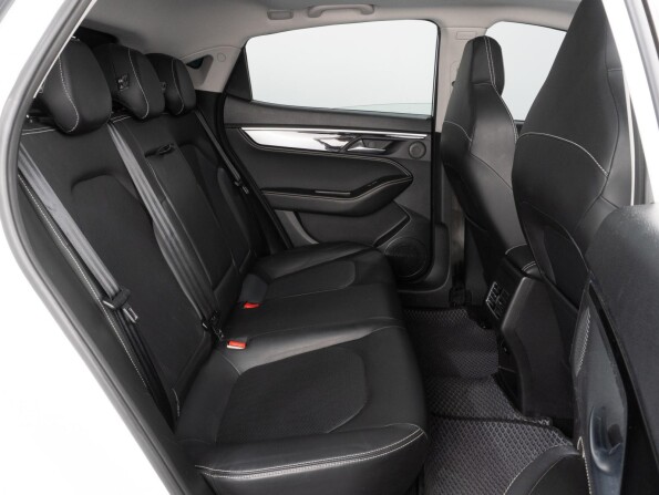 JAC J7 I с пробегом 2022 года, цена 1 539 000 рублей, 70819 км, лифтбек, Автокод Объявления