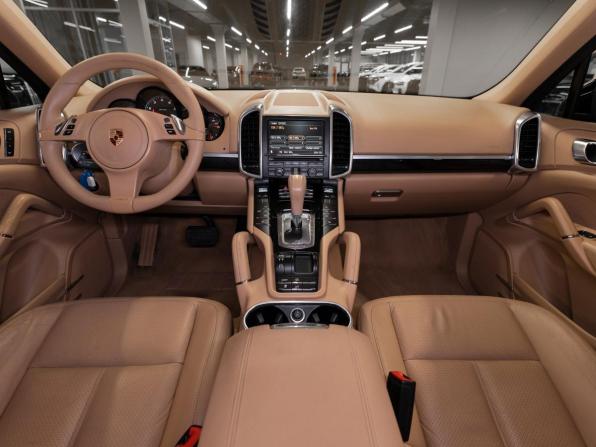 Porsche Cayenne II (958) с пробегом 2011 года, цена 1 795 000 рублей, 246289 км, внедорожник, Автокод Объявления