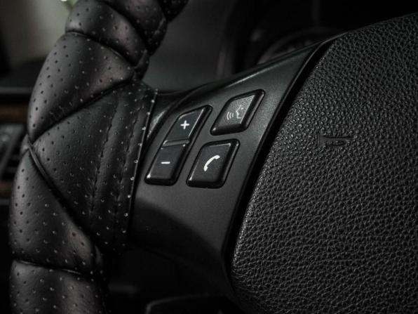 BMW 3 серии V (E90/E91/E92/E93) с пробегом 2005 года, цена 939 000 рублей, 304318 км, седан, Автокод Объявления