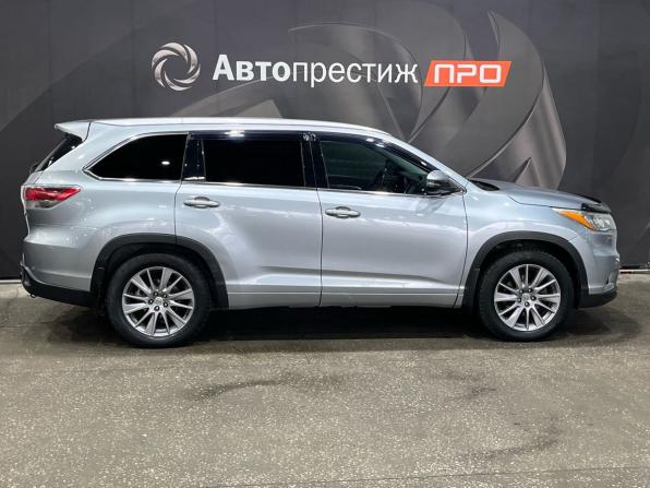Toyota Highlander III (XU50) с пробегом 2014 года, цена 2 770 000 рублей, 123800 км, внедорожник, Автокод Объявления