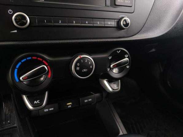 Kia Rio IV Рестайлинг с пробегом 2020 года, цена 1 267 889 рублей, 79034 км, седан, Автокод Объявления