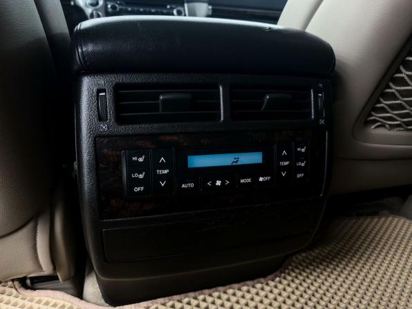 Toyota Land Cruiser 200 Series с пробегом 2008 года, цена 2 999 000 рублей, 204000 км, внедорожник, Автокод Объявления