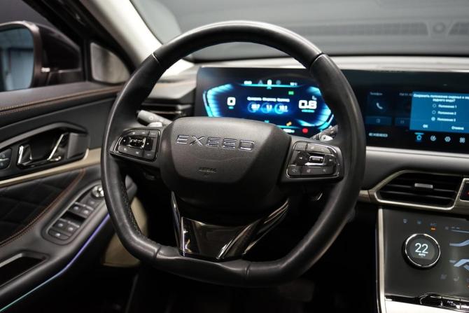Exeed TXL I Рестайлинг с пробегом 2023 года, цена 2 655 000 рублей, 42500 км, внедорожник, Автокод Объявления