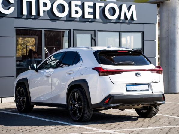 Lexus UX I с пробегом 2020 года, цена 2 700 000 рублей, 65500 км, внедорожник, Автокод Объявления