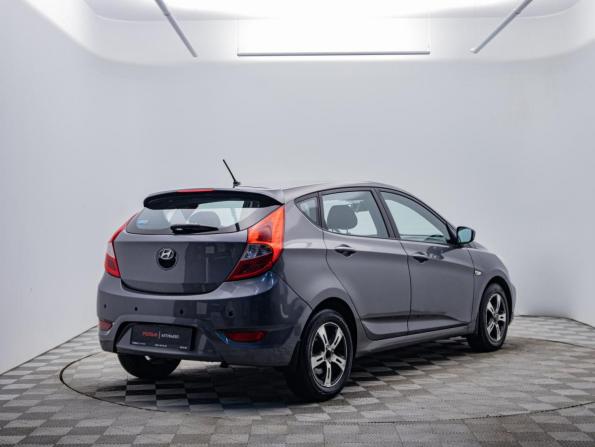 Hyundai Solaris I с пробегом 2013 года, цена 740 000 рублей, 193862 км, хэтчбек, Автокод Объявления