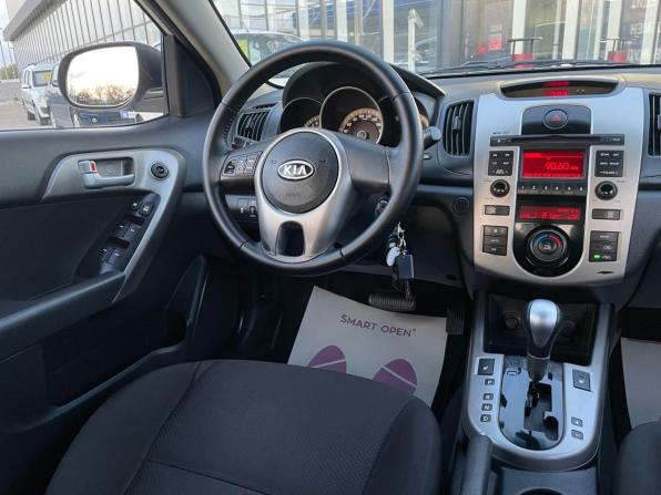 Kia Cerato II с пробегом 2009 года, цена 890 000 рублей, 162148 км, седан, Автокод Объявления