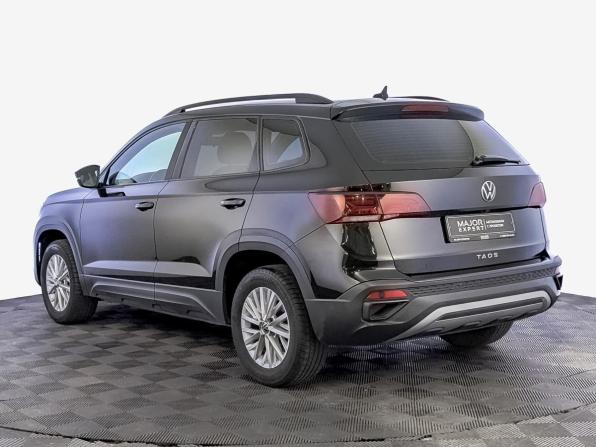 Volkswagen Taos I с пробегом 2022 года, цена 2 499 000 рублей, 59306 км, внедорожник, Автокод Объявления