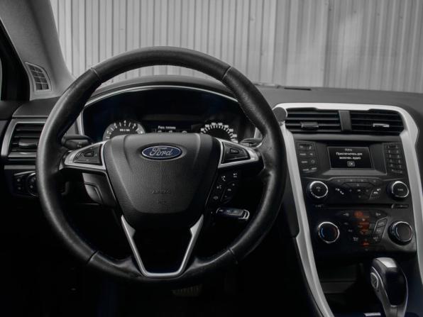 Ford Mondeo V с пробегом 2017 года, цена 1 620 000 рублей, 132379 км, седан, Автокод Объявления