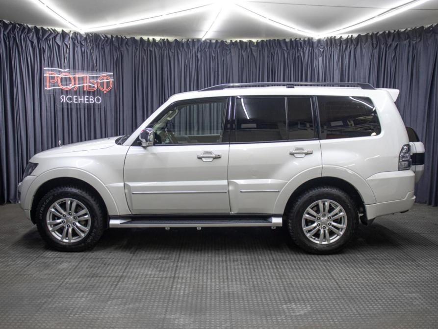 Mitsubishi Pajero IV Рестайлинг 2 Москва  - изображение 8