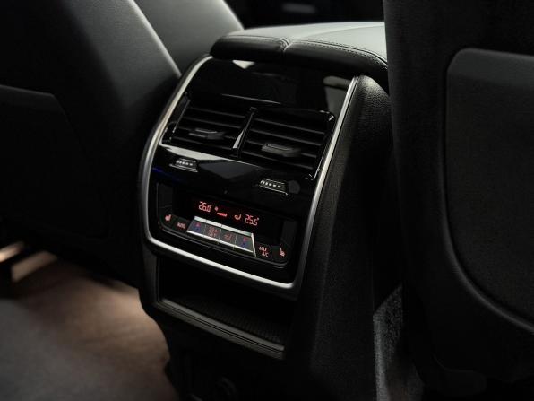 BMW X5 IV (G05/G18) Рестайлинг с пробегом 2025 года, цена 13 300 000 рублей, 9607 км, внедорожник, Автокод Объявления