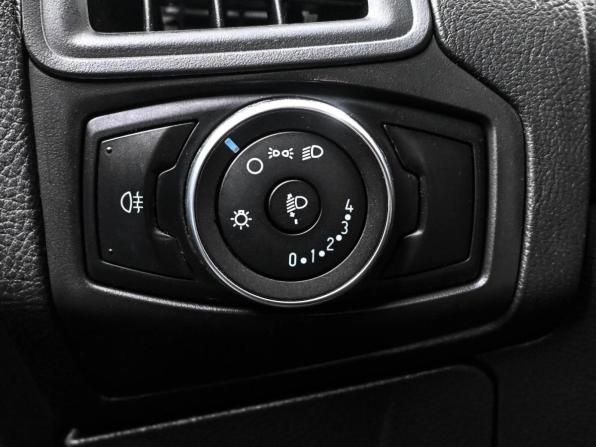 Ford Focus III Рестайлинг с пробегом 2018 года, цена 1 019 000 рублей, 98447 км, универсал, Автокод Объявления