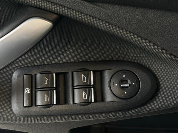 Ford Kuga I с пробегом 2011 года, цена 1 100 000 рублей, 162430 км, внедорожник, Автокод Объявления