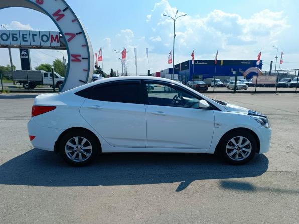 Hyundai Solaris I Рестайлинг с пробегом 2016 года, цена 999 995 рублей, 133320 км, хэтчбек, Автокод Объявления