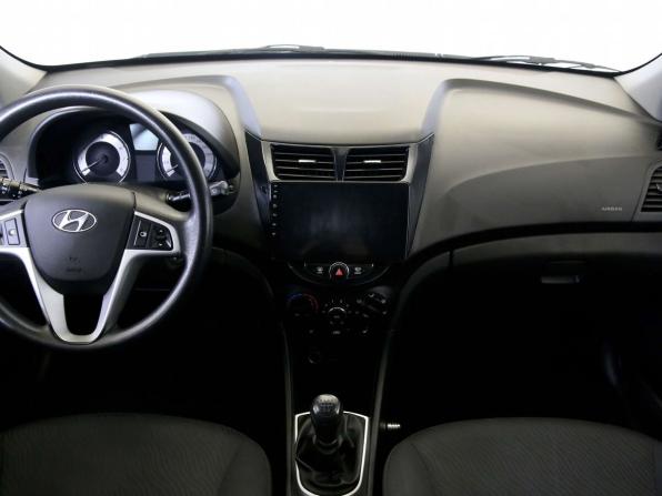 Hyundai Solaris I с пробегом 2012 года, цена 745 000 рублей, 130000 км, седан, Автокод Объявления