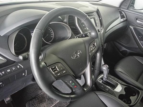 Hyundai Santa Fe III Рестайлинг с пробегом 2018 года, цена 2 380 000 рублей, 89920 км, внедорожник, Автокод Объявления