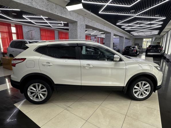 Nissan Qashqai II с пробегом 2018 года, цена 1 895 000 рублей, 87551 км, внедорожник, Автокод Объявления