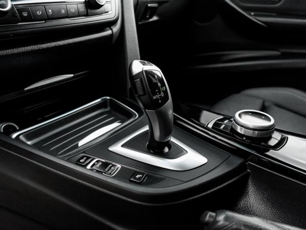BMW 3 серии VI (F3x) с пробегом 2013 года, цена 1 850 000 рублей, 184345 км, седан, Автокод Объявления