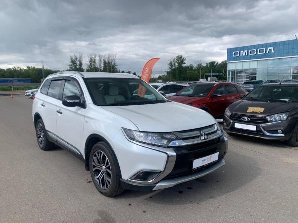 Mitsubishi Outlander III Рестайлинг 2 с пробегом 2016 года, цена 1 562 000 рублей, 153854 км, внедорожник, Автокод Объявления