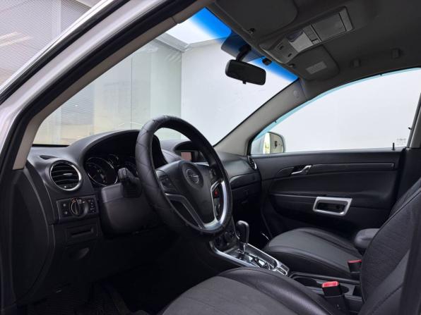 Opel Antara I Рестайлинг с пробегом 2012 года, цена 1 030 000 рублей, 204662 км, внедорожник, Автокод Объявления