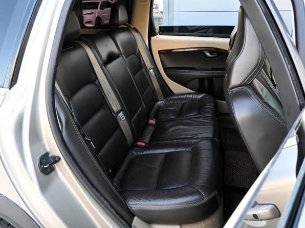 Volvo XC70 II с пробегом 2011 года, цена 1 099 000 рублей, 292353 км, универсал, Автокод Объявления