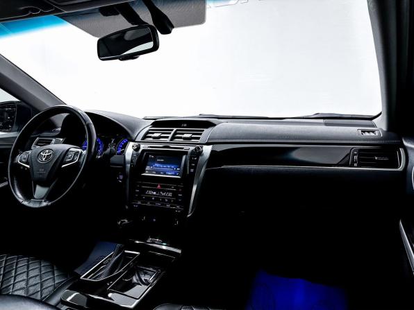 Toyota Camry VII (XV50) Рестайлинг 2 с пробегом 2018 года, цена 2 400 000 рублей, 142951 км, седан, Автокод Объявления
