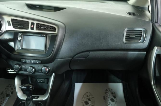 Kia Ceed II с пробегом 2014 года, цена 1 199 000 рублей, 216000 км, хэтчбек, Автокод Объявления