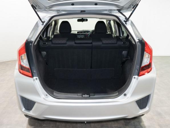 Honda Fit III с пробегом 2014 года, цена 875 000 рублей, 161500 км, хэтчбек, Автокод Объявления