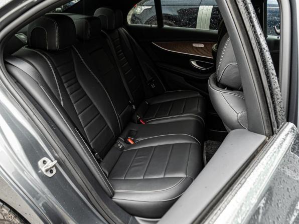 Mercedes-Benz E-Класс V (W213 S213 C238) Рестайлинг с пробегом 2021 года, цена 5 290 000 рублей, 16079 км, седан, Автокод Объявления