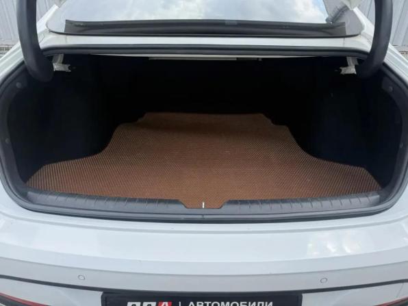 Hyundai Sonata VIII (DN8) с пробегом 2019 года, цена 1 889 000 рублей, 176503 км, седан, Автокод Объявления
