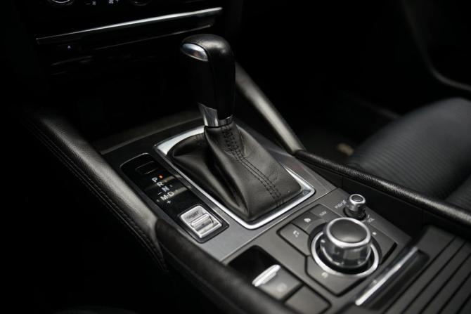 Mazda 6 III (GJ) Рестайлинг с пробегом 2016 года, цена 2 120 000 рублей, 167000 км, седан, Автокод Объявления