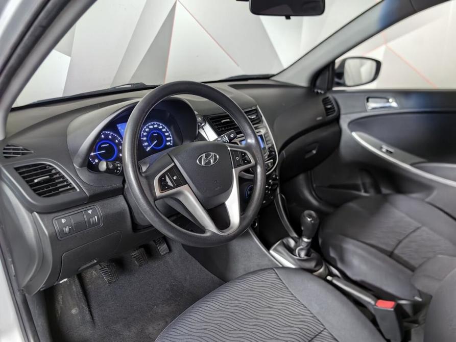 Hyundai Solaris I Москва  - изображение 18