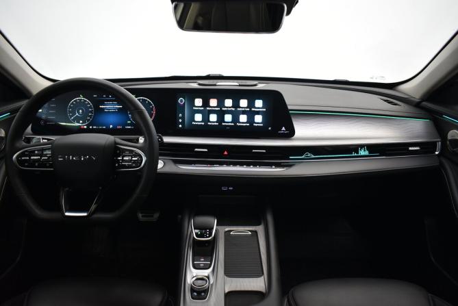 Chery Arrizo 8 с пробегом 2023 года, цена 1 615 000 рублей, 132094 км, седан, Автокод Объявления