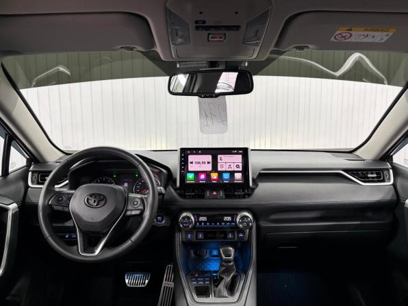 Toyota RAV4 V (XA50) с пробегом 2021 года, цена 3 697 000 рублей, 33000 км, внедорожник, Автокод Объявления