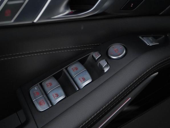 BMW X7 I (G07) с пробегом 2021 года, цена 5 999 077 рублей, 129936 км, внедорожник, Автокод Объявления