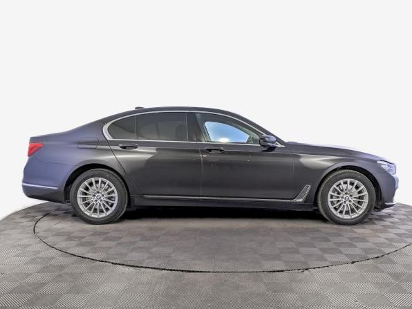 BMW 7 серии VI (G11/G12) с пробегом 2016 года, цена 2 998 000 рублей, 112153 км, седан, Автокод Объявления
