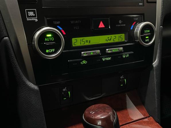 Toyota Camry VII (XV50) с пробегом 2013 года, цена 1 639 000 рублей, 190814 км, седан, Автокод Объявления