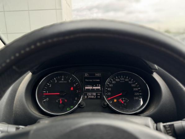 Nissan Qashqai I Рестайлинг с пробегом 2011 года, цена 900 000 рублей, 232198 км, внедорожник, Автокод Объявления