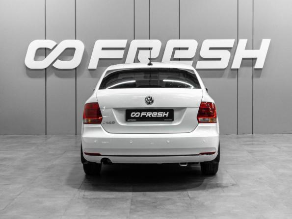 Volkswagen Polo V Рестайлинг с пробегом 2017 года, цена 1 149 000 рублей, 150981 км, седан, Автокод Объявления