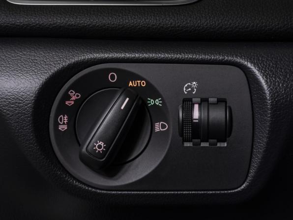 Audi Q3 I (8U) Рестайлинг с пробегом 2015 года, цена 1 950 000 рублей, 91619 км, внедорожник, Автокод Объявления