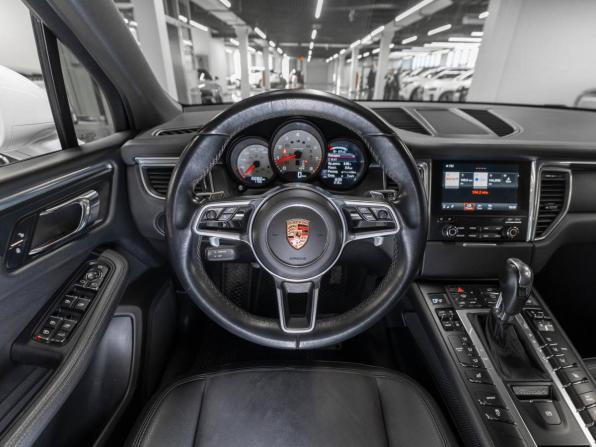 Porsche Macan I с пробегом 2016 года, цена 3 140 000 рублей, 102352 км, внедорожник, Автокод Объявления