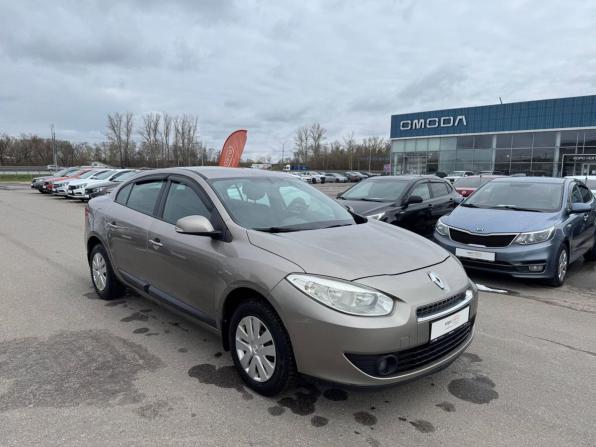 Renault Fluence I с пробегом 2011 года, цена 609 600 рублей, 217000 км, седан, Автокод Объявления