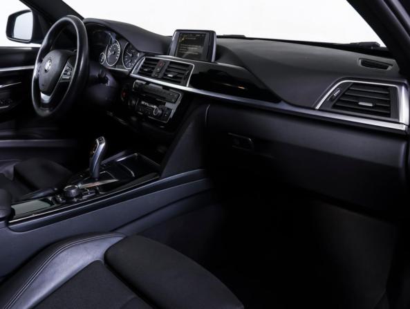 BMW 3 серии VI (F3x) Рестайлинг с пробегом 2017 года, цена 2 190 000 рублей, 204452 км, седан, Автокод Объявления