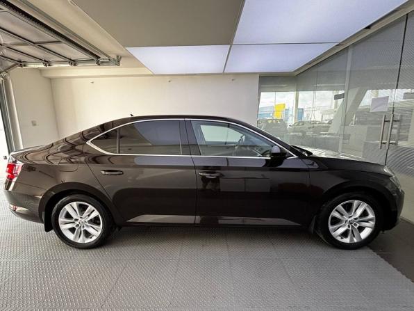 Skoda Superb III с пробегом 2017 года, цена 2 300 000 рублей, 77672 км, лифтбек, Автокод Объявления