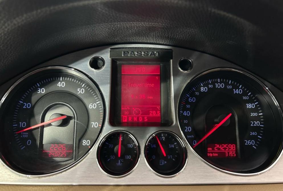 Volkswagen Passat B6 Саранск  - изображение 16