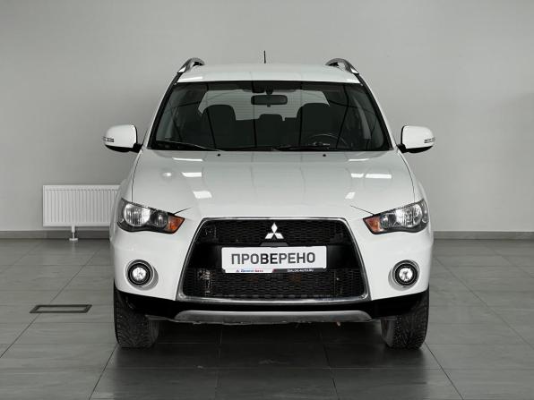Mitsubishi Outlander II Рестайлинг с пробегом 2011 года, цена 965 000 рублей, 256000 км, внедорожник, Автокод Объявления
